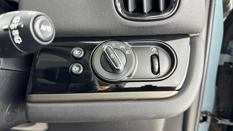 MINI Countryman 1.5 C Classic 5dr Auto Petrol Hatchback